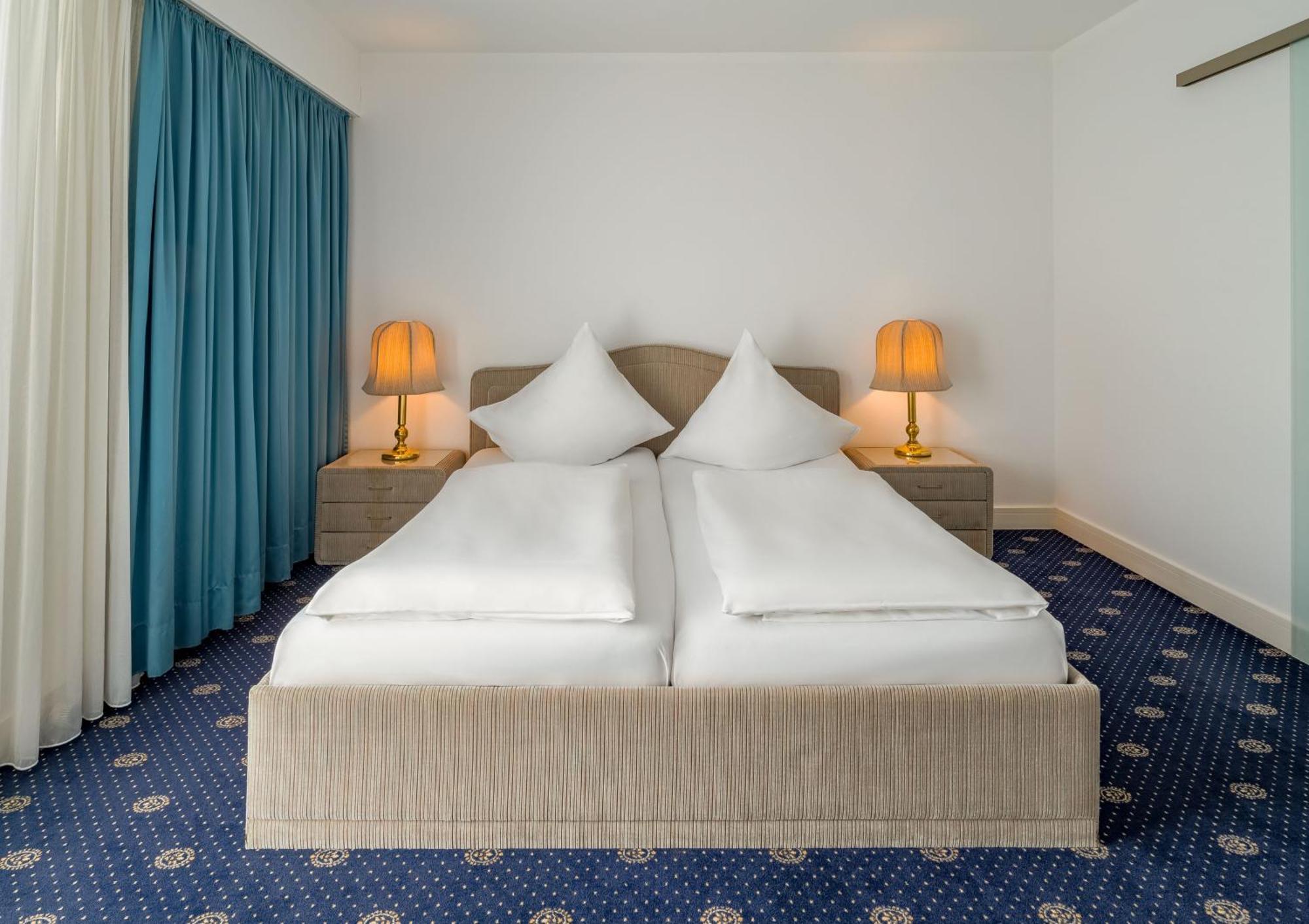 Aspire Oldenburg, Trademark Collection By Wyndham Dış mekan fotoğraf